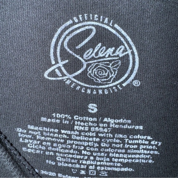 Selena Official Roses Band Tee Long Sleeves Black T-Shirt Sz Small - Picture 4 of 5